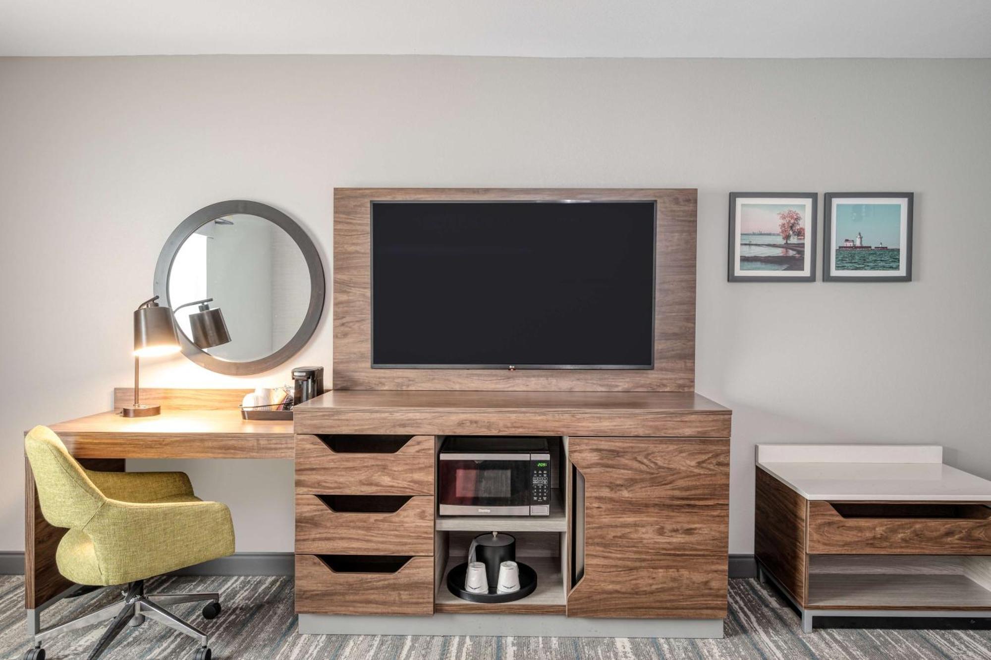 Hampton Inn Cleveland-Airport/Tiedeman Road Brooklyn Ngoại thất bức ảnh