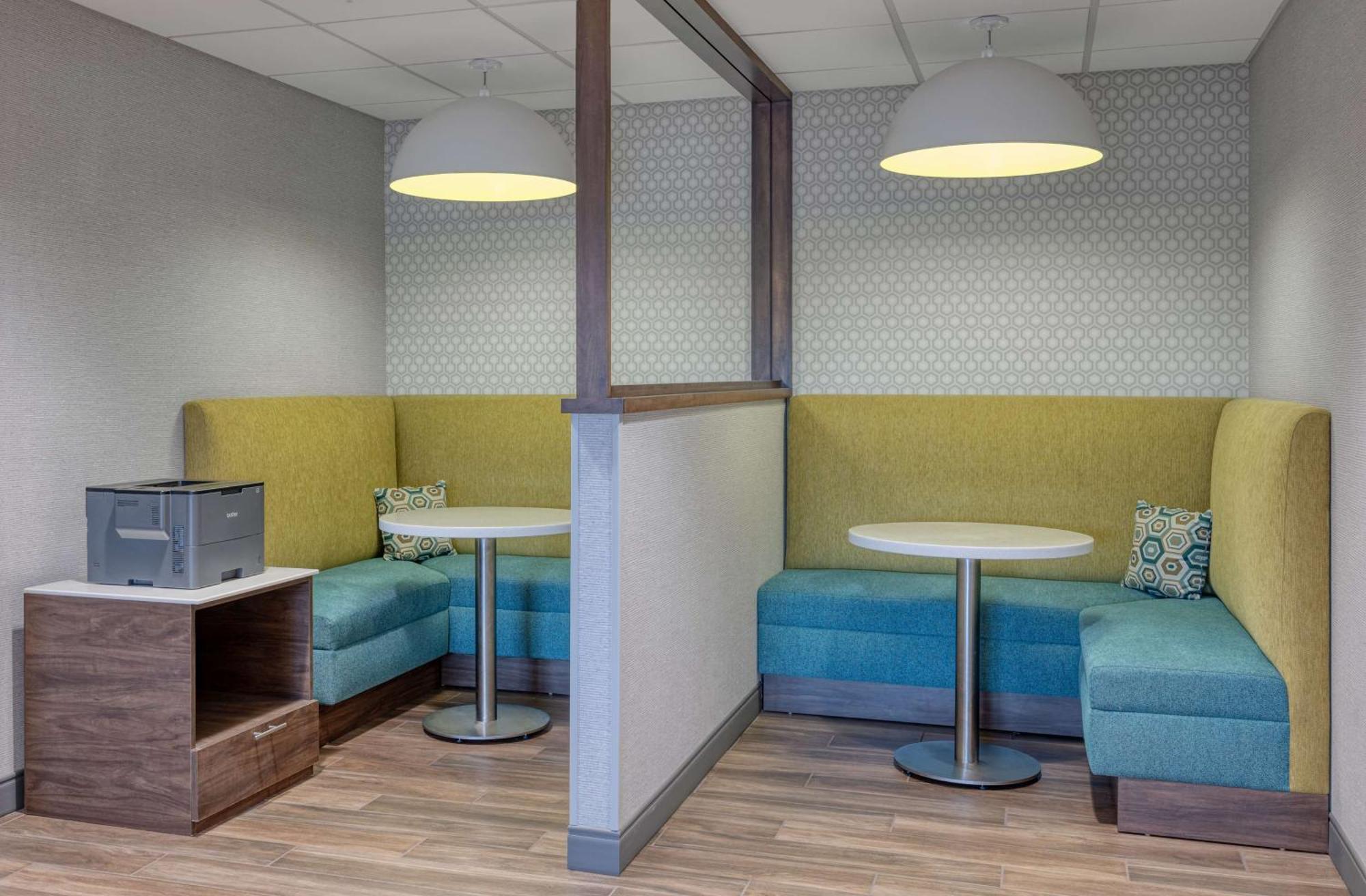 Hampton Inn Cleveland-Airport/Tiedeman Road Brooklyn Ngoại thất bức ảnh