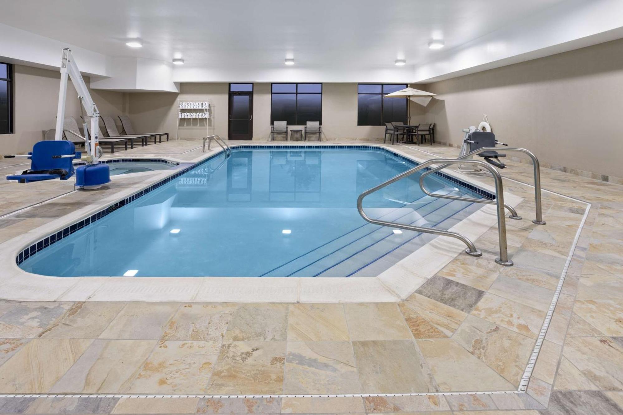 Hampton Inn Cleveland-Airport/Tiedeman Road Brooklyn Ngoại thất bức ảnh